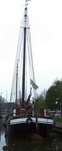 px_Ada_van_holland_achter