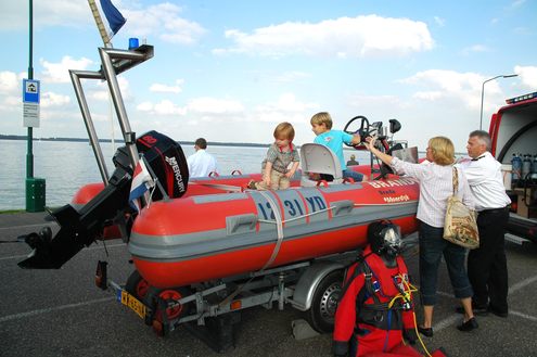 brandblusvtg-moerdijk15092007schuitemaker099